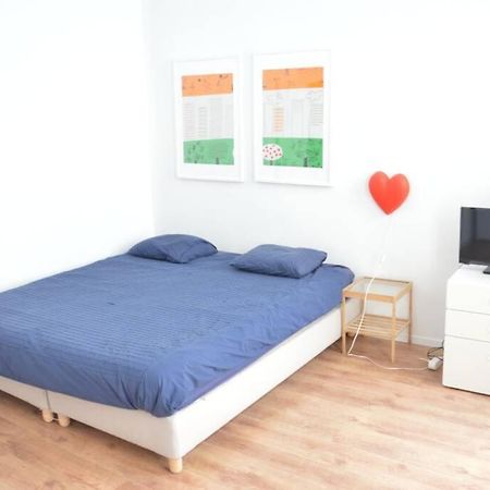 Awesome Studio In Marolles Apartment Brussels Exterior photo