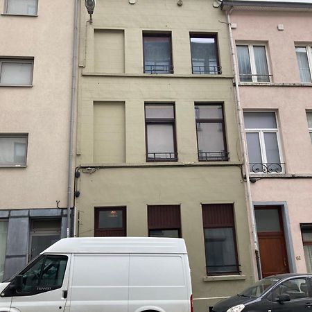 Awesome Studio In Marolles Apartment Brussels Exterior photo