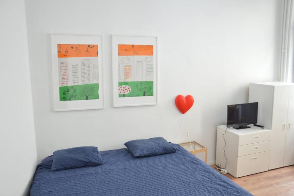 Awesome Studio In Marolles Apartment Brussels Exterior photo